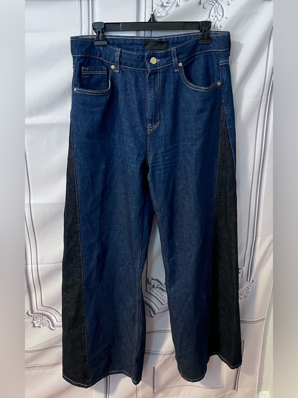 NEW FALL 🍁 ZARA high-waist jeans combination design USA 8/ EUR 40
🚨NO DISCOUNT - Picture 8 of 11